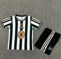 Kids kit 97-99 Newcastle United home (Retro Jersey) Thailand Quality
