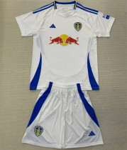 24-25 Leeds United home Set.Jersey & Short High Quality