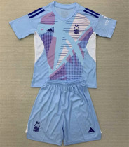Kids kit 24-25 Nottingham Forest (Goalkeeper) Thailand Quality