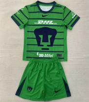 Kids kit 24-25 Pumas UNAM (Goalkeeper) Thailand Quality