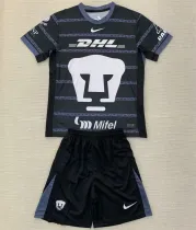 Kids kit 24-25 Pumas UNAM (Goalkeeper) Thailand Quality