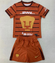 Kids kit 24-25 Pumas UNAM (Goalkeeper) Thailand Quality