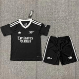 Kids kit 24-25 Arsenal (Goalkeeper) Thailand Quality