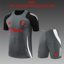 Kids kit 24-25 Manchester United (Training clothes) Thailand Quality