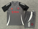 Kids kit 24-25 Manchester United (Training clothes) Thailand Quality