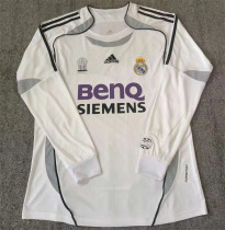 Long sleeve 2006 Real Madrid home Retro Jersey Thailand Quality