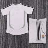 Kids kit 06-07 Real Madrid home (Retro Jersey) Thailand Quality