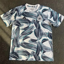 24-25 Newcastle United (Training clothes) Fans Version Thailand Quality