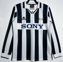 Long sleeve 95-97 Juventus FC home Retro Jersey Thailand Quality