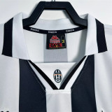 Long sleeve 95-97 Juventus FC home Retro Jersey Thailand Quality