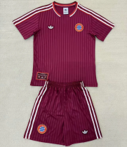 Kids kit 25-26 Bayern München (Retro Jersey) Thailand Quality