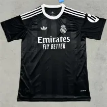 25-26 Real Madrid (Goalkeeper) Fans Version Thailand Quality