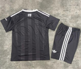 Kids kit 25-26 Liverpool (Goalkeeper) Thailand Quality