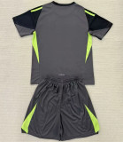 Kids kit 25-26 Real Madrid (Goalkeeper) Thailand Quality