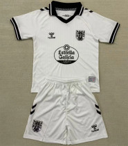 Kids kit 25-26 Celta de Vigo (Goalkeeper) Thailand Quality