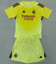 Kids kit 25-26 Real Madrid (Goalkeeper) Thailand Quality