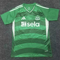 25-26 Newcastle United (Training clothes) Fans Version Thailand Quality