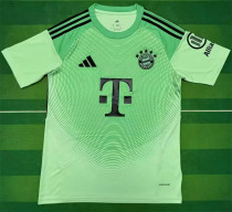 25-26 Bayern München (Training clothes) Fans Version Thailand Quality