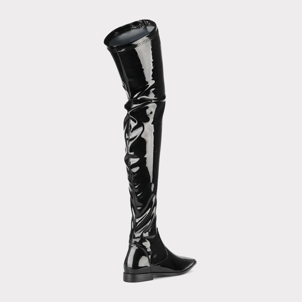 black flat stretch boots