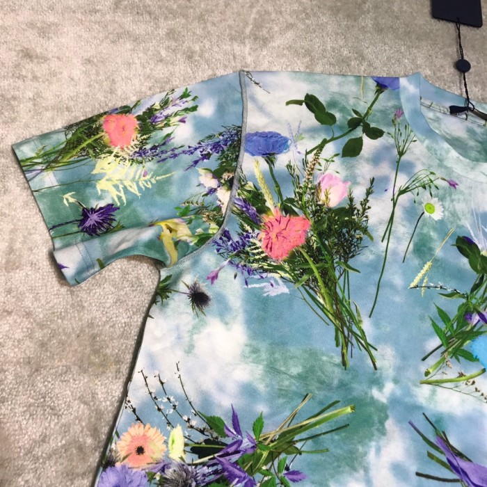 LOUIS V 2020SS PRINTED AND EMBROIDERED FLOWER T-SHIRT