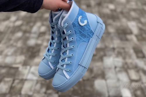 B23 DIOR2020SS AND DANIEL ARSHAM High-Top Sneaker in Light Blue Dior Oblique
