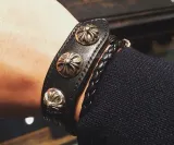 クロムハーツブレスレット CHROMEHEARTS 3ボタン 2スナップ ブレスレット クロスボタン ブラック ブレスレット
