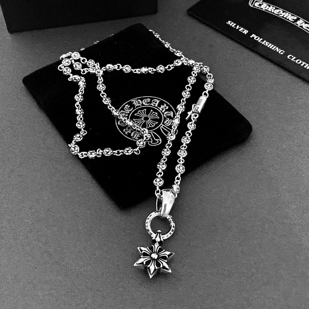 Chrome Hearts クロムハーツ ネックレス シルバー CHROME HEARTS 【中古】 クロムハーツ スモール CHクロス ハート