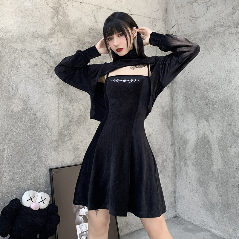 Ladies gothic outlet dresses