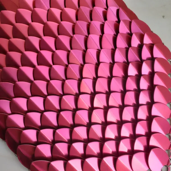 Wholesale 500pcs Magenta Large Anodized Aluminum Dragon Scales ,3D Scalemail Scales Bulk and Chainmaille Scalemaille, Dragon Armor Cosplay High Quality