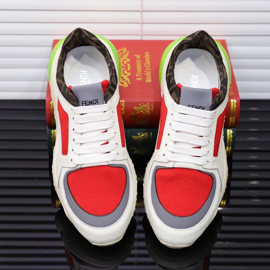 フェンディ 鞄 白 フェンディ キャップ モンスター