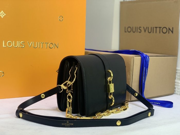 3色/ 17CM/ LouisVuittonルイヴィトンバッグスーパーコピーM57745