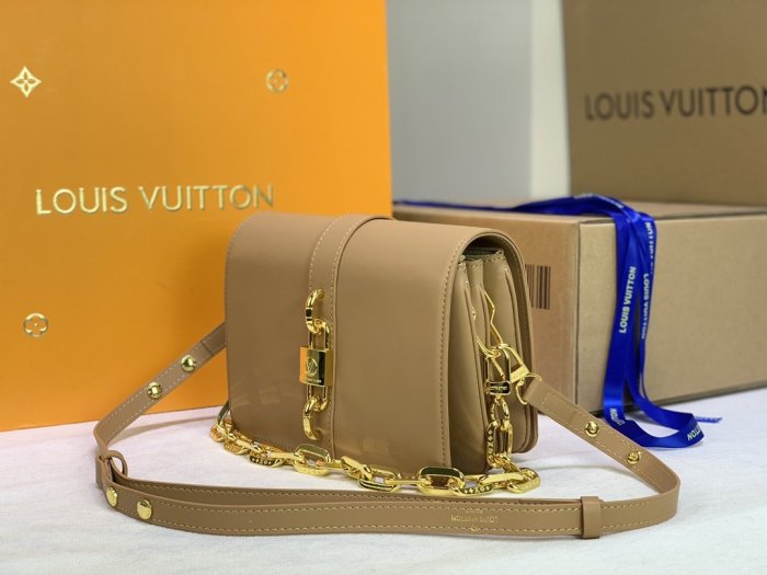 3色/ 17CM/ LouisVuittonルイヴィトンバッグスーパーコピーM57745