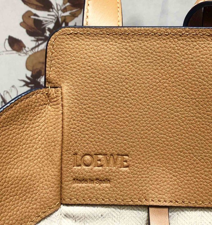 4色/ 26cm/ Loeweロエベバッグスーパーコピー
