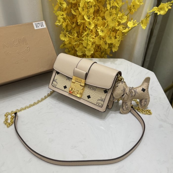 4色/ 19cm/ MCMエムシーエムバッグスーパーコピー8021/8022