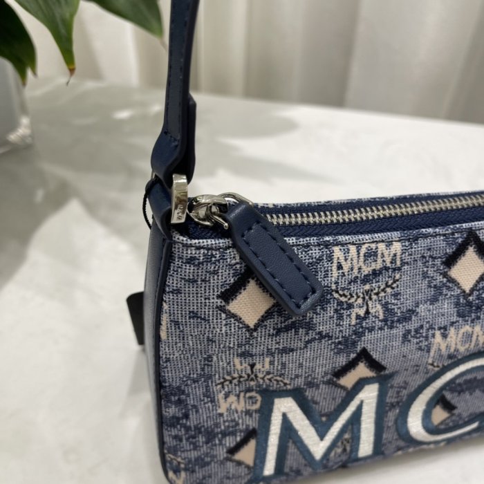 3色/ 22cm/ MCMエムシーエムバッグスーパーコピー