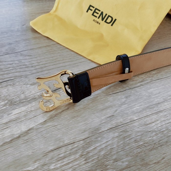 4色/ 3cm/ Fendiフェンディベルトスーパーコピー