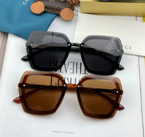 2色/ GucciグッチサングラススーパーコピーG0305
