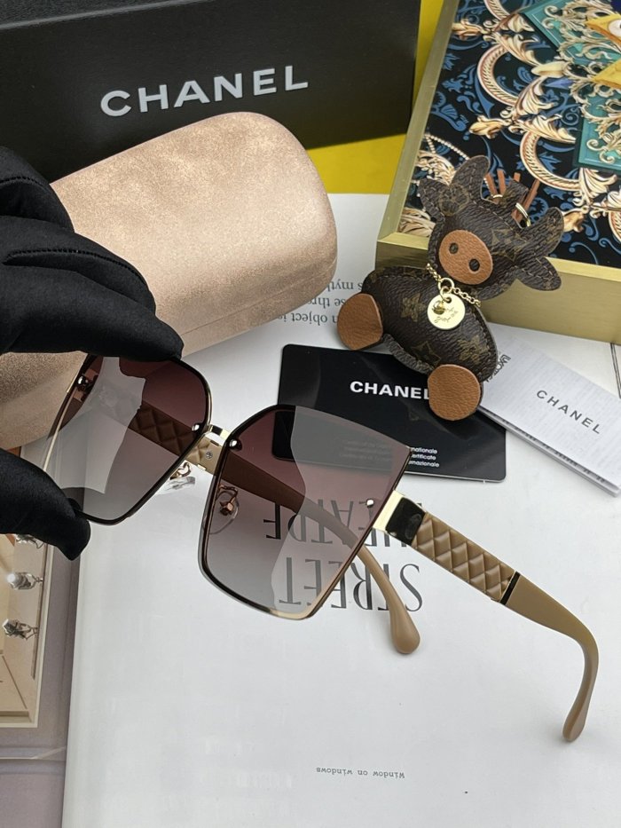 4色/ ChanelシャネルサングラススーパーコピーCH6988