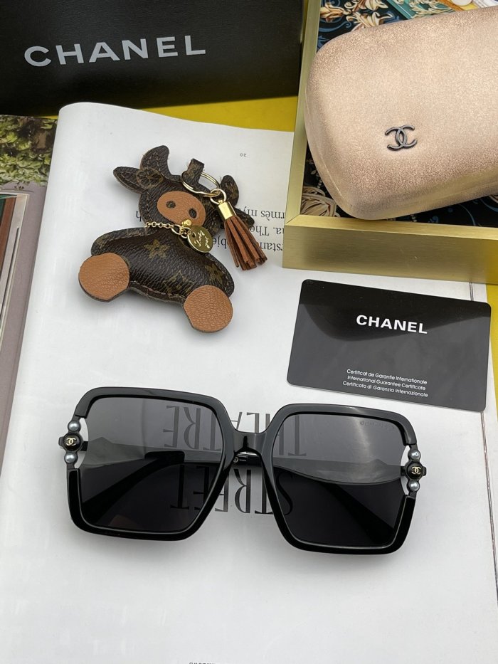 2色/ ChanelシャネルサングラススーパーコピーCH0066