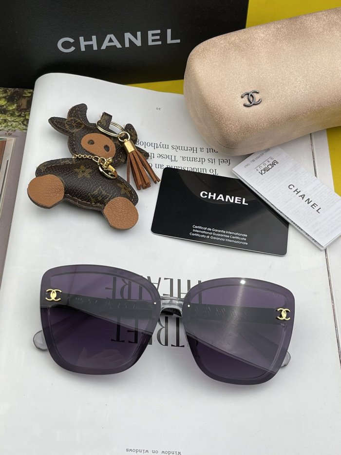 3色/ ChanelシャネルサングラススーパーコピーCH08