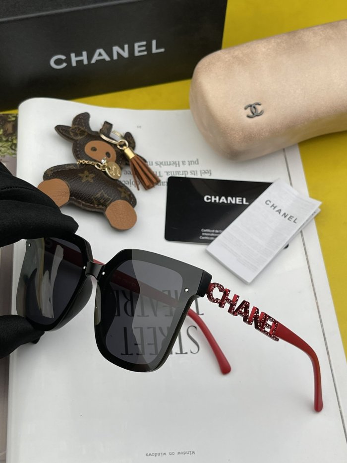 3色/ ChanelシャネルサングラススーパーコピーCH1801