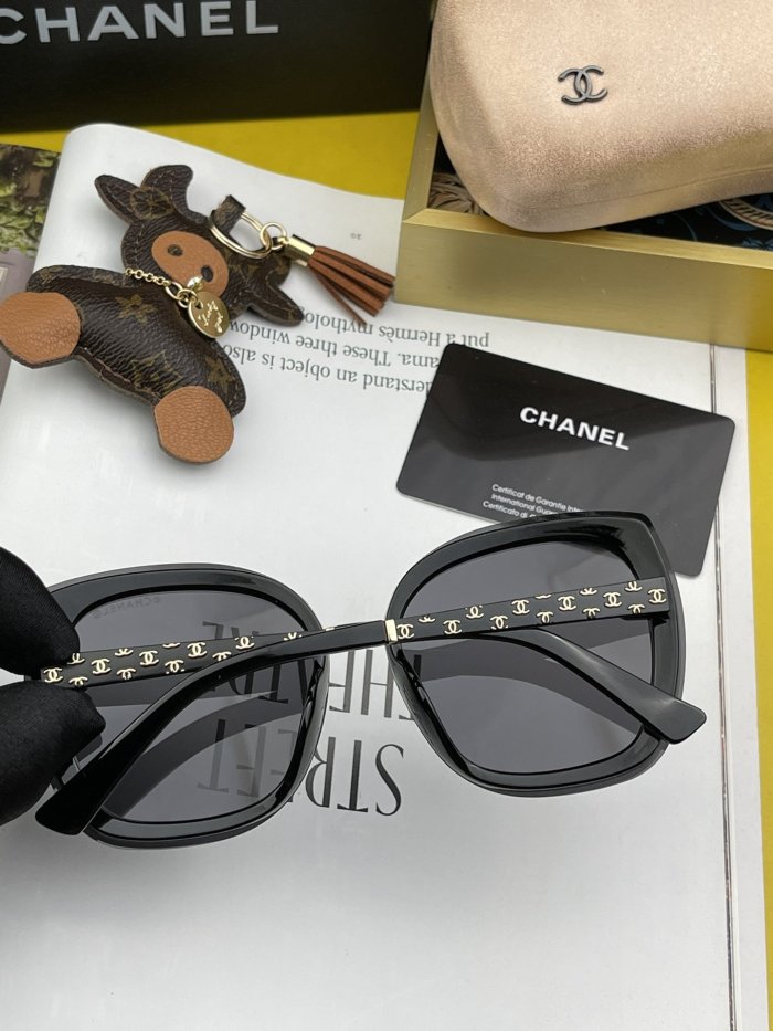 2色/ ChanelシャネルサングラススーパーコピーCH15560