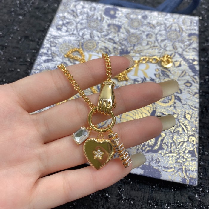 4色/ Diorディオールネックレスペンダントスーパーコピー