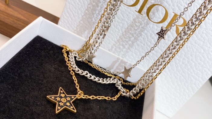 4色/ Diorディオールネックレスペンダントスーパーコピー