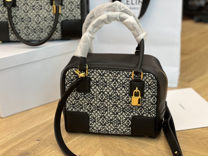 2色/ 21cm/ Loeweロエベバッグスーパーコピー