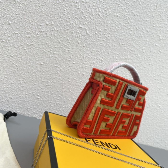 4色/ 10cm/ Fendiフェンディバッグスーパーコピー6627