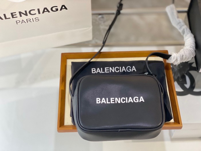 2色/ 20cm/ Balenciagaバレンシアガバッグスーパーコピー
