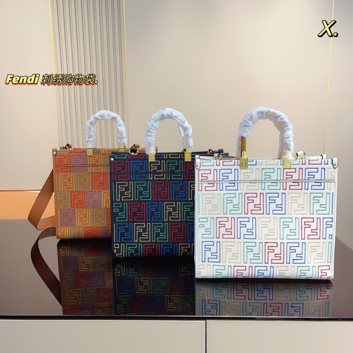 3色/ 35cm/ Fendiフェンディバッグスーパーコピー