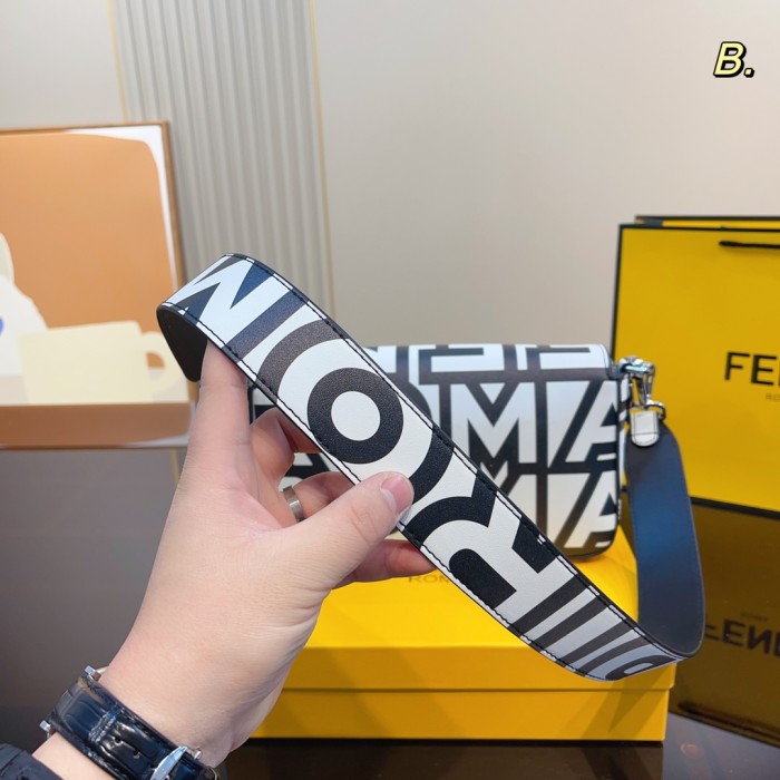 2色/ 26cm/ Fendiフェンディバッグスーパーコピー