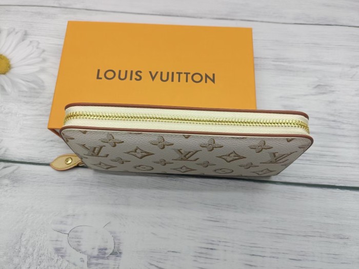 3色/ 19CM/ LOUIS VUITTONルイヴィトン財布スーパーコピーM81476